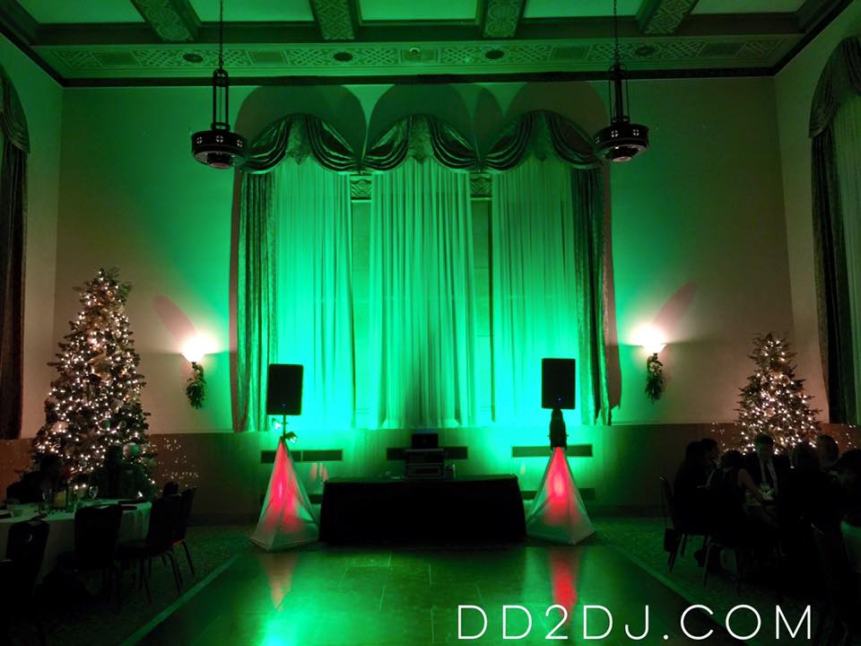 Green and Red Christmas Holiday party DJ with up lights in Wayne county Michigan,