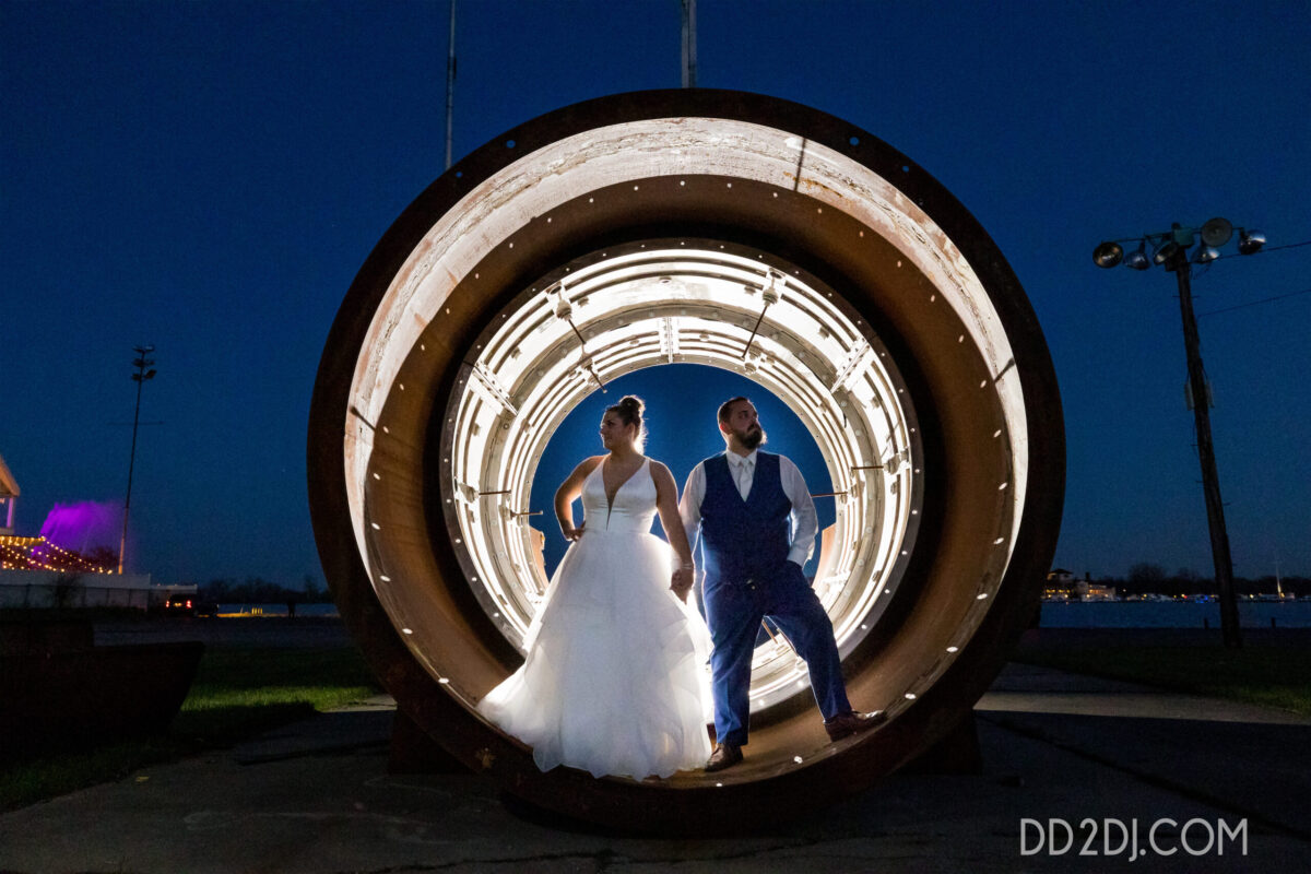 Dramatic Dimensions Entertainment Photography at the Roostertail-Detroit Wedding Photography
